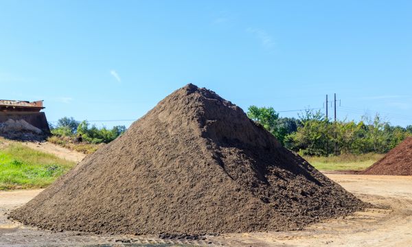 Black Dirt Delivery in Longwood