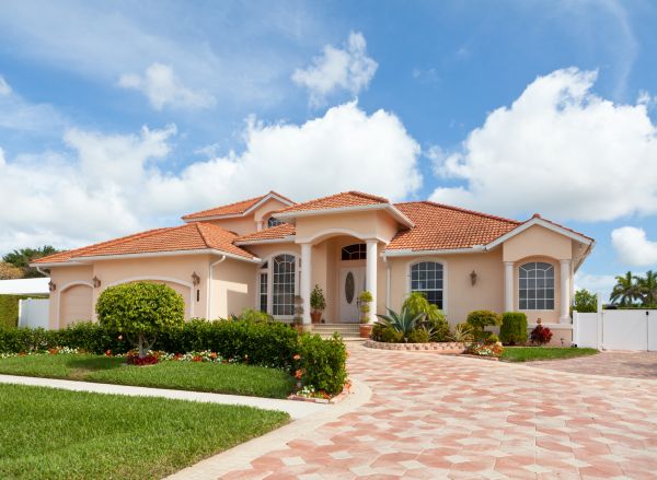 Landscape Curb Appeal Service in Longwood